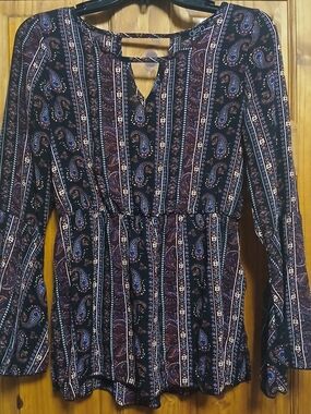 Deb Paisley Peasant Top in Black and Burgundy